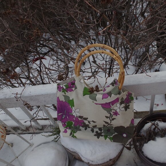 Women's Fabric Purse With Bamboo Handles - Picture 1 of 5